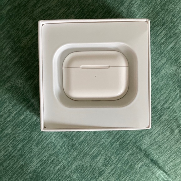AirPods Pro- Make an Offer! - Picture 3 of 16